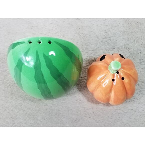 Halloween Pumpkin Salt & Pepper Shakers Watermelon Fruit Ceramic Green Orange - Picture 12 of 13